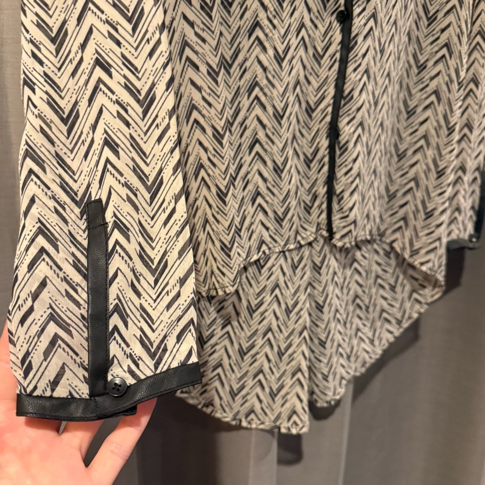 Sheer High-Low Blouse - Picture 10 of 13
